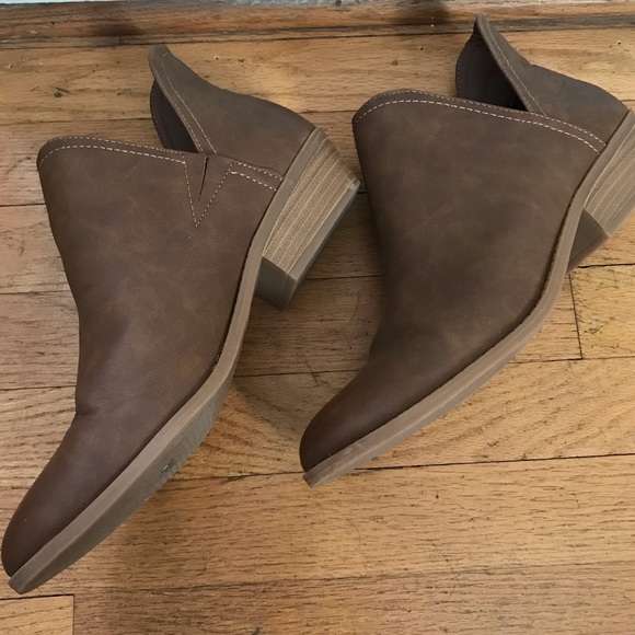 Universal Thread Shoes - Universal Threads Booties